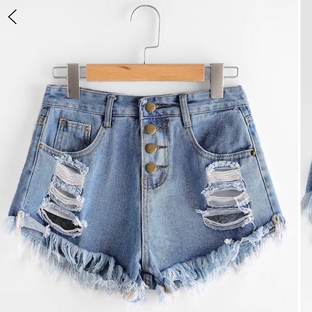 Shorts - Picture 1 of 2